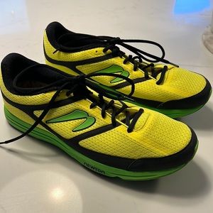 Mizuno Newton Running Tennis Shoe - Size 12